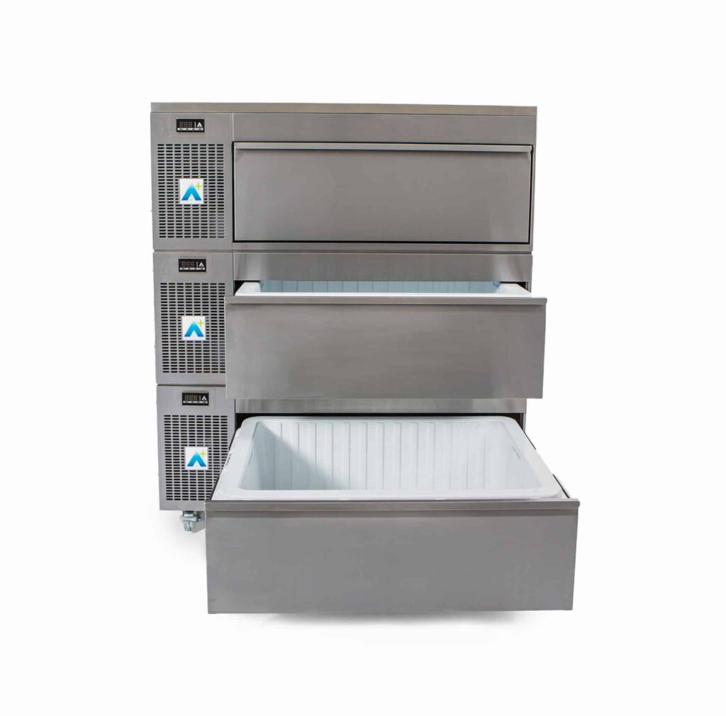 BULK STORAGE &ndash; FRIDGE ONLY &ndash; THREE DRAWER &ndash; SIDE ENGINE &ndash; HCS3 SERIES